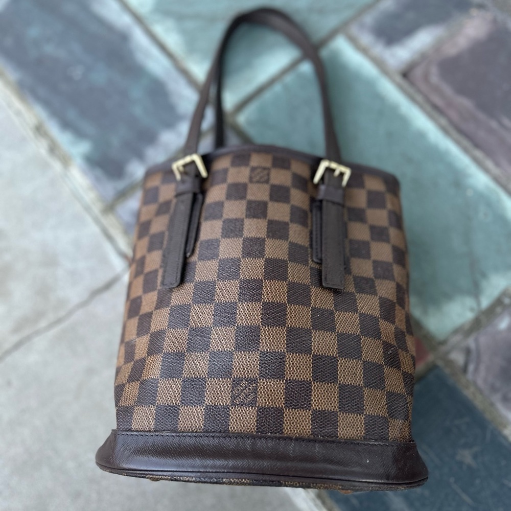 LV Marais Damier Ebene Bucket Bag